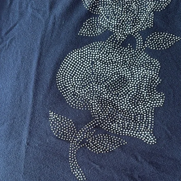 Ed Hardy Black V-Neck Women's Top - Picture 4 of 8